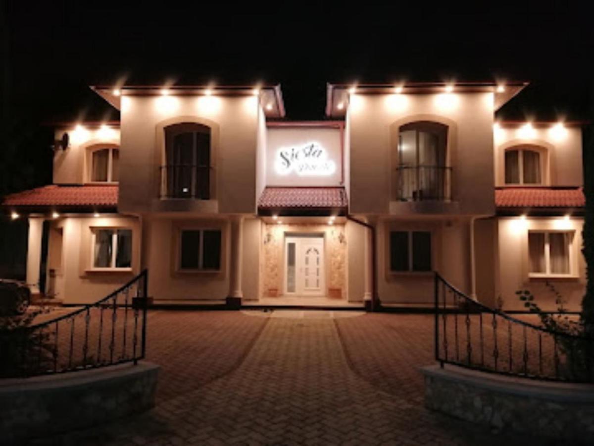 NyíregyházaStaff House住宿加早餐旅馆 外观 照片